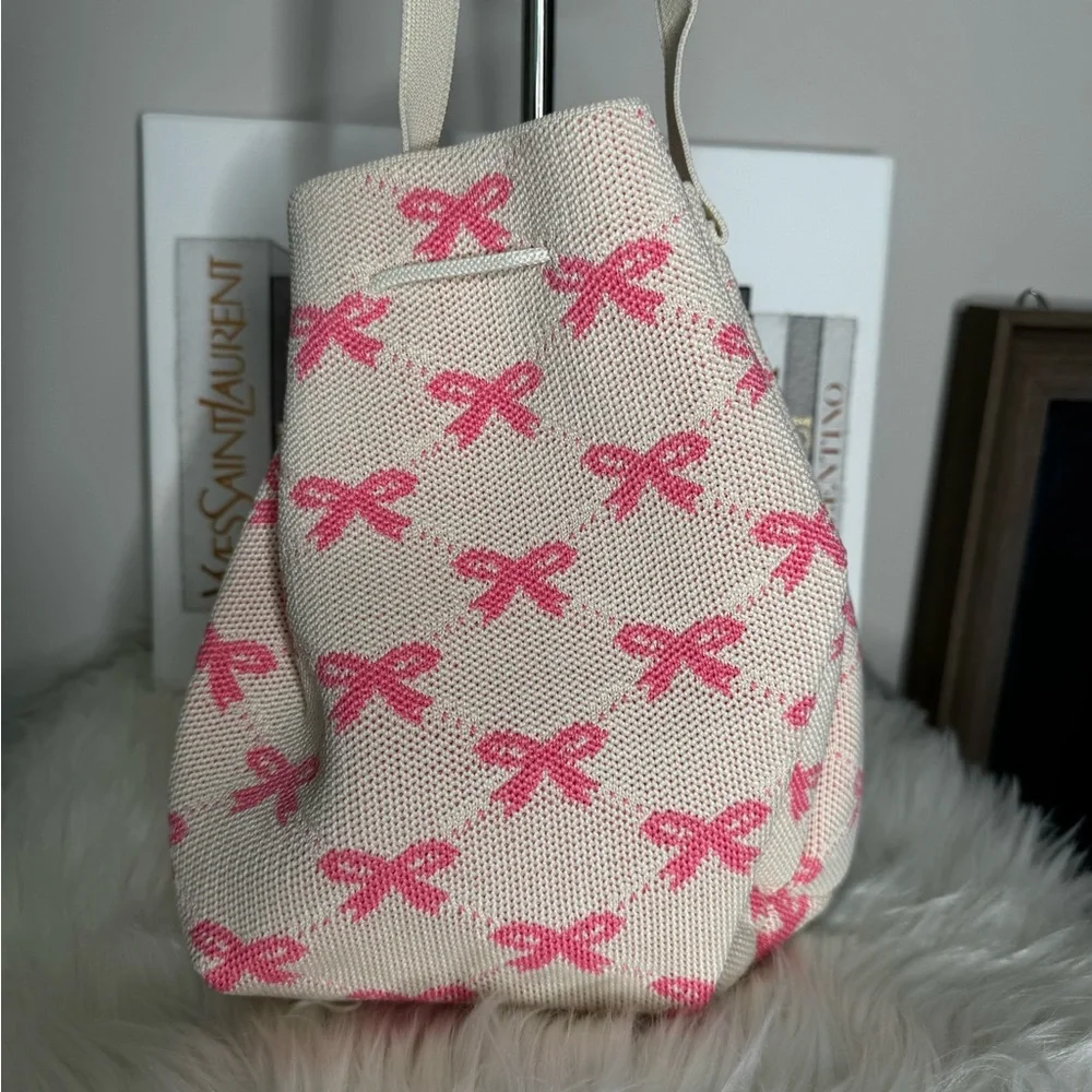 Pink Bow Drawstring Crossbody Bag - Picture 4 of 5